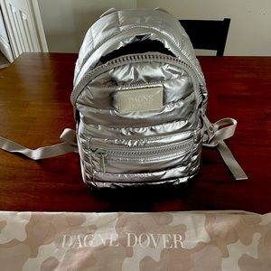 Cute backpack, lots of pockets